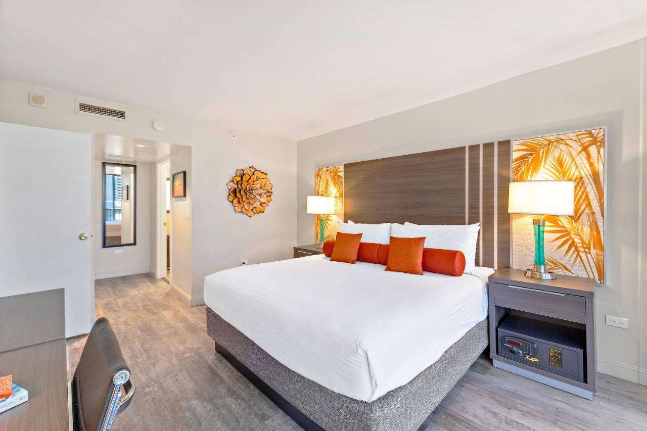 Renovated With City View At Aqua Palms Waikiki Honolulu Kültér fotó